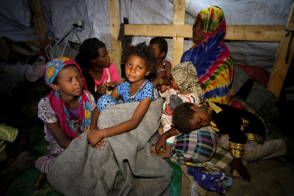 رغم تدهور ظروفها .. عائلات الوادي اليمنية في أمريكا تنظر برعب إلى الكارثة الإنسانية في اليمن (ترجمة خاصة)