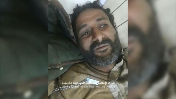 مليشيا الحوثي تتخلى عن جرحاها في صحراء ميدي (فيديو)