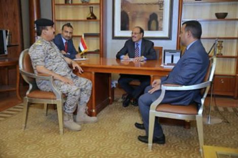الفريق محسن يؤكد العزم على استكمال تحرير كافة محافظات اليمن