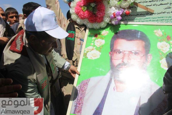 الحوثيون يحتفلون بالمولد النبوي في ذمار ويفتتحون المقبرة (18) لقتلاهم (صور)