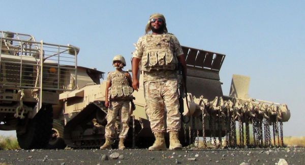 احتجاز 66 ضابطا يمنيا يربك حسابات الإمارات