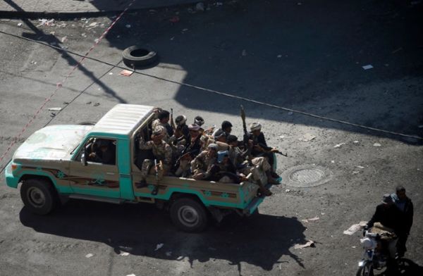صفقة بين الحوثي والجيش لتبادل أسرى برعاية التحالف العربي