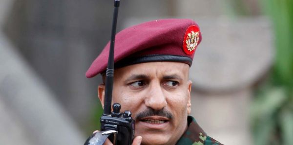 عراقيل جديدة.. ما الدور العسكري الذي يمكن أن يلعبه طارق صالح ضد الحوثيين؟