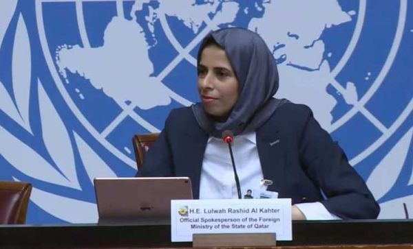 المتحدثة باسم الخارجية القطرية تتحدى صحافي وكالة أنباء الامارات (فيديو)