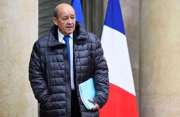 وزير خارجية فرنسا يتجنب الرد على أسئلة حول بيع الأسلحة للسعودية والإمارات واستخدامها باليمن