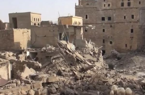 مقتل ستة يمنيين من أسرة واحدة بغارة للتحالف على صنعاء
