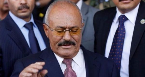 صحيفة: مليشيا الحوثي تعرض على قيادات مؤتمرية تسليم جثمان صالح
