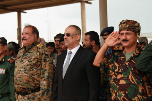 وزير الداخلية يوجه بعدم التعامل مع قوات التحالف العربي إلا عبر الوزارة