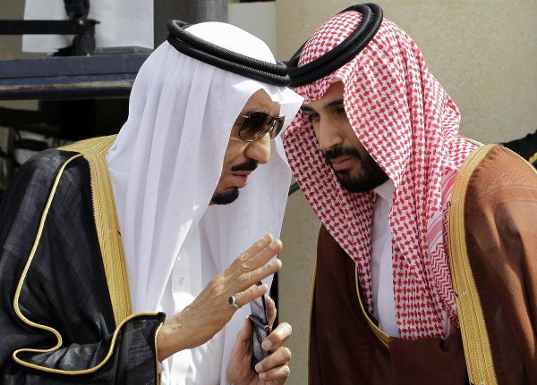 اتفاقات سعودية حوثية بعيدا عن الشرعية.. هل تعلن الرياض الاستسلام؟