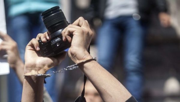 في اليوم العالمي للصحافة.. نقابة الصحفيين تشيد بكفاح الصحفيين في اليمن
