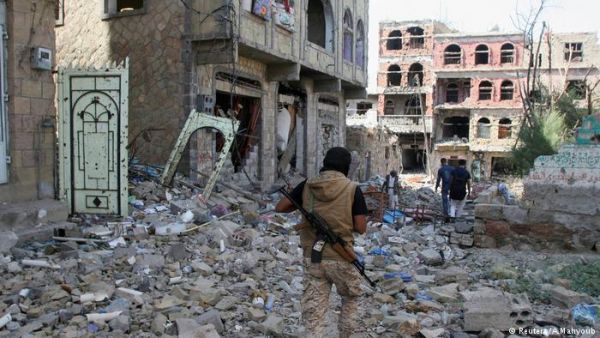تعز.. إصابة طفل برصاص مليشيا الحوثي في حيفان