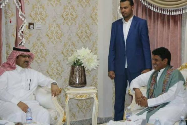 سفير السعودية باليمن يصل المهرة ويعزز حضور بلاده بالمحافظة