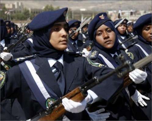 تقرير يكشف تدريب بريطانيا للمخابرات وافتتاح الشرطة النسائية باليمن خلال 2004 -2015