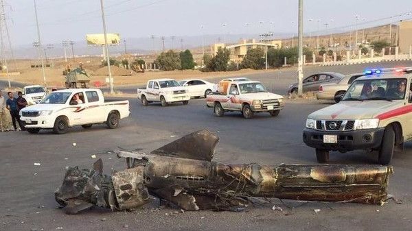 رويترز: سماع دوي انفجارات ومشاهدة ومضات ودخان في سماء الرياض