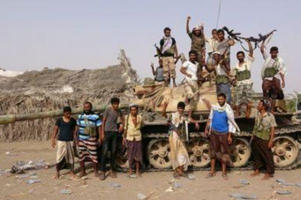 القتال يقترب من وسط مدينة الحديدة اليمنية