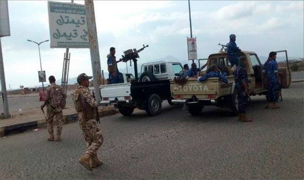 قائد عسكري موال للإمارات يهدد بإسقاط الحكومة في عدن والسيطرة على الجنوب وطرد طارق صالح