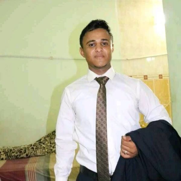 مقتل المنشد هارون التميمي جراء اشتباكات في مركز امتحاني جنوبي تعز