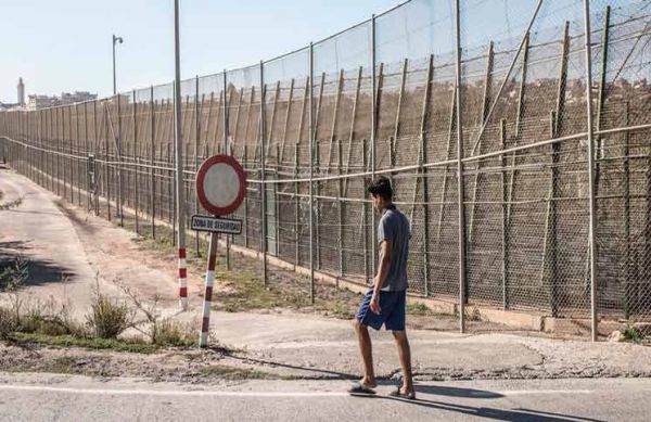 مطالبات لسلطات المغرب بالتدخل لتمكين 50 يمنيا من الوصول لمكتب اللجوء في إسبانيا