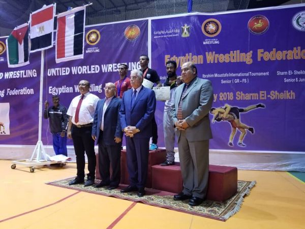 اليمن يحقق خمس برونزيات وفضية في البطولة العربية للمصارعة بمصر
