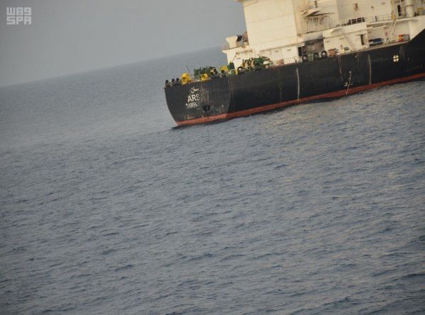 ورقة النفط وباب المندب.. عندما تعاكس الرياح سفن السعودية