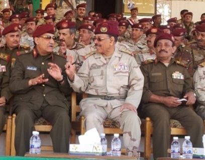 وفاة قائد عسكري كبير موالٍ للأحمر بالعاصمة صنعاء ونائب الرئيس ينعي