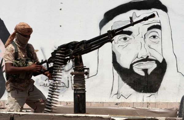 واشنطن بوست: كيف تساعد الإمارات والسعودية إرهابيي اليمن؟
