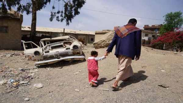 فقراء اليمن يترقبون تسوية المتناحرين... وعصيان ضد الغلاء