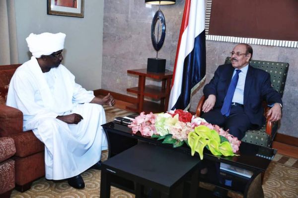 نائب الرئيس يثمن دور القوات المسلحة السودانية في اليمن