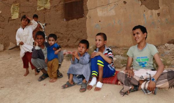 فايننشال تايمز: حرب اليمن تخلق جيلا ضائعا من الأطفال