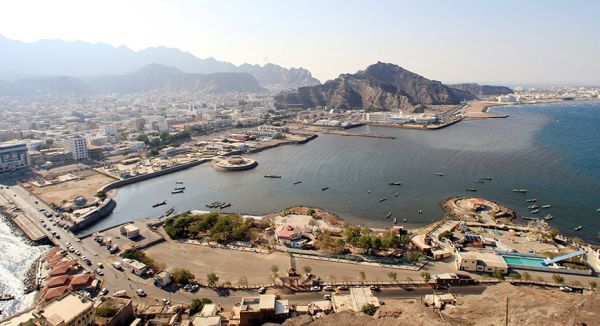 اجتماع في عدن يناقش تسهيل التجارة في اليمن