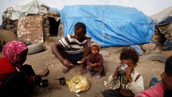 الأسقف الكاثيولوكي في جزيرة العرب يحذر من مخاطر المجاعة في اليمن