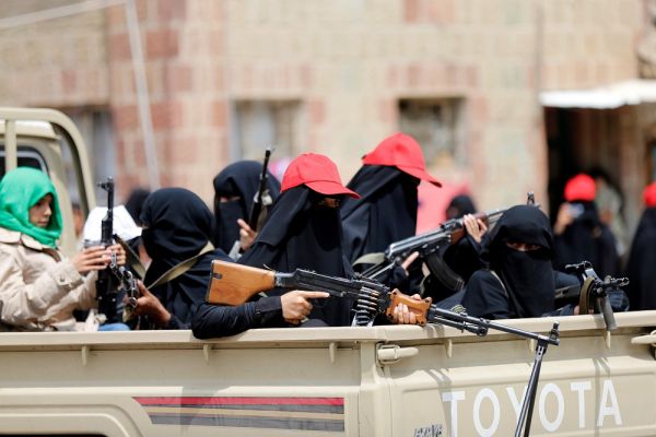 نُعمان: قمع الحوثيين للنساء في صنعاء هزيمة أخلاقية
