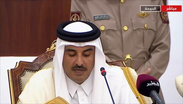 أمير قطر يدعو إلى وقف الحرب في اليمن