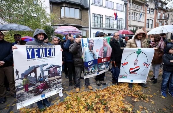 مظاهرة يمنية أمام سفارة الرياض في بروكسل (صور)