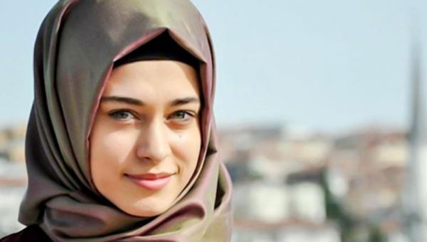 ممثلات تركيات شهيرات ارتدين الحجاب.. تعرف على الأسباب