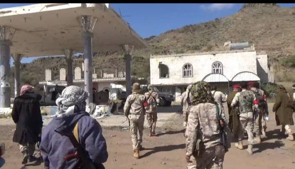 تجدد المواجهات بين الجيش الوطني ومليشيا الحوثي في جبهة دمت
