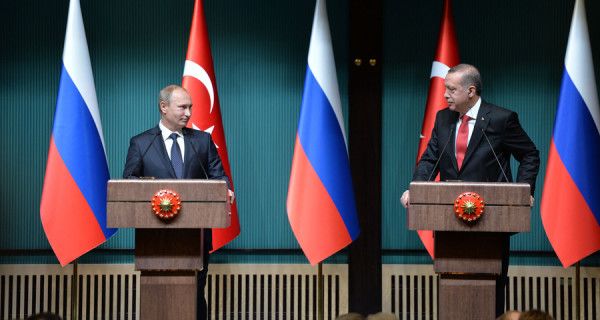 تركيا تبحث عن دعما روسيا في مجال صناعة السفن والسيارات