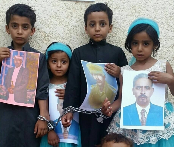أسرة يمنية في الرياض تعاني وضعاً مأساوياً بعد اعتقال والدهم