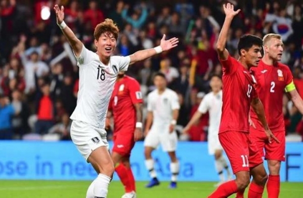 كوريا الجنوبية تلتحق بالمتأهلين لدور الـ16 بكأس آسيا