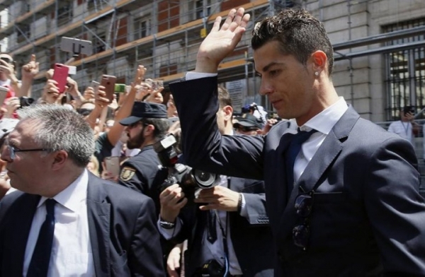 رونالدو يمثل أمام محكمة مدريد