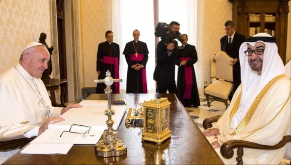 بمناسبة زيارته للإمارات.. أمنستي تدعو البابا لإثارة موضوع المعتقلين