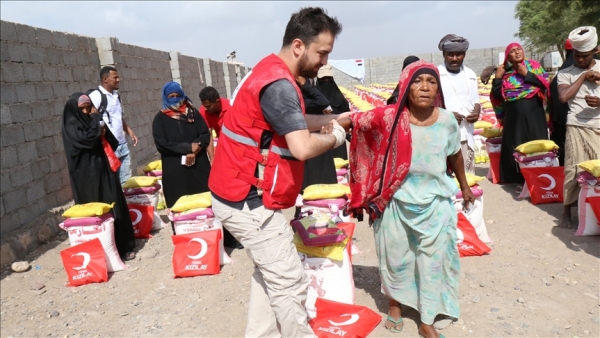 الهلال الأحمر التركي: 18 مليون يمني يحتاجون مساعدات إنسانية