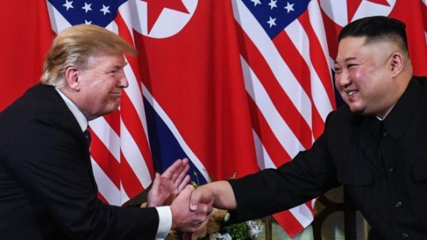 ترامب "شرس" مع حكام الخليج و"حمل وديع" مع زعيم كوريا الشمالية