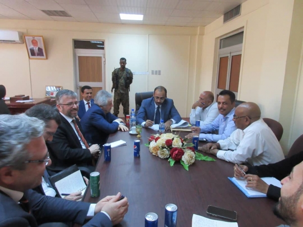 اليمن يبحث مع تركيا التعاون في القطاع السمكي