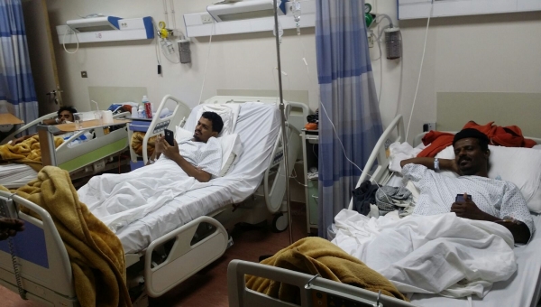 "أطباء بلا حدود" تُغلق مشفاها الوحيد في عدن عقب اقتحامه من قبل مسلحين