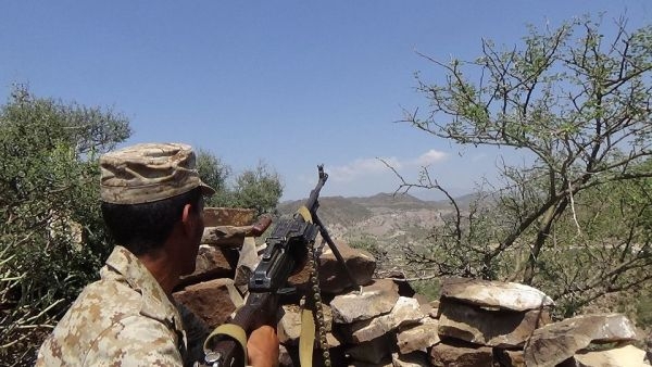 تجدد المواجهات في بجهة حمك بالضالع ومقتل عشرات الحوثيين