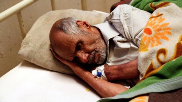مكافحة لكوليرا اليمن... مبادرات تطوعية لتخفيف الألم