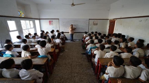 معلمون يشكون استقطاع منظمة اليونيسف من حوافزهم النقدية