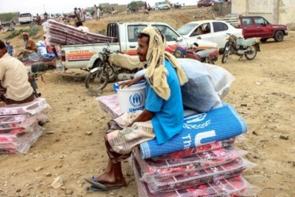 برنامج الأغذية العالمي يهدّد بتعليق المساعدات في مناطق الحوثيين بسبب اختلاسات