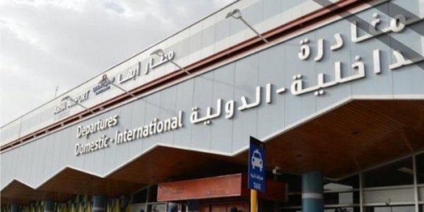 ناشطون إستهداف مطار أبها مغامرة خطيرة وضرب من الجنون